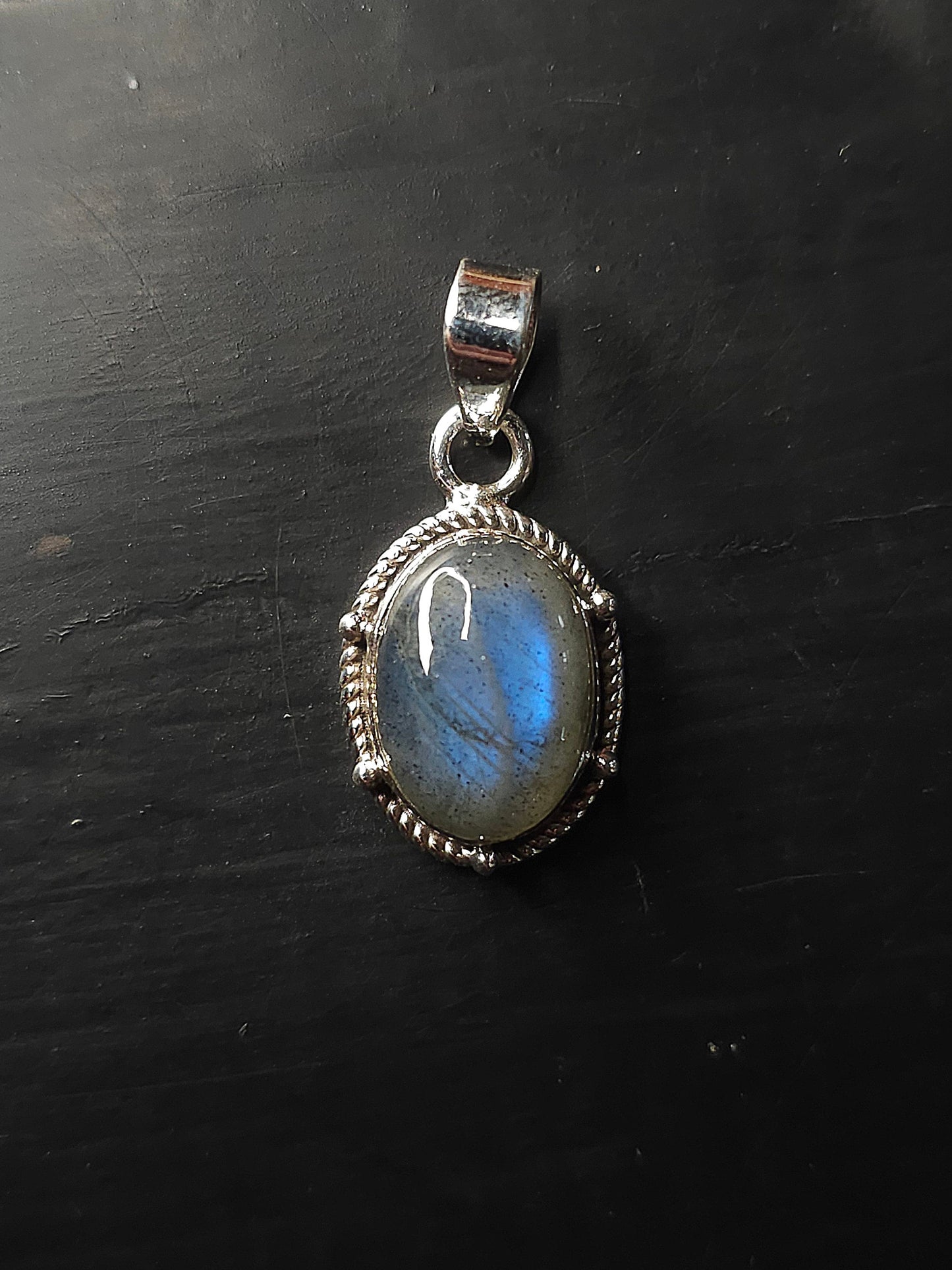 Collier "HERA" avec Pendentif Labradorite serti en Argent 925