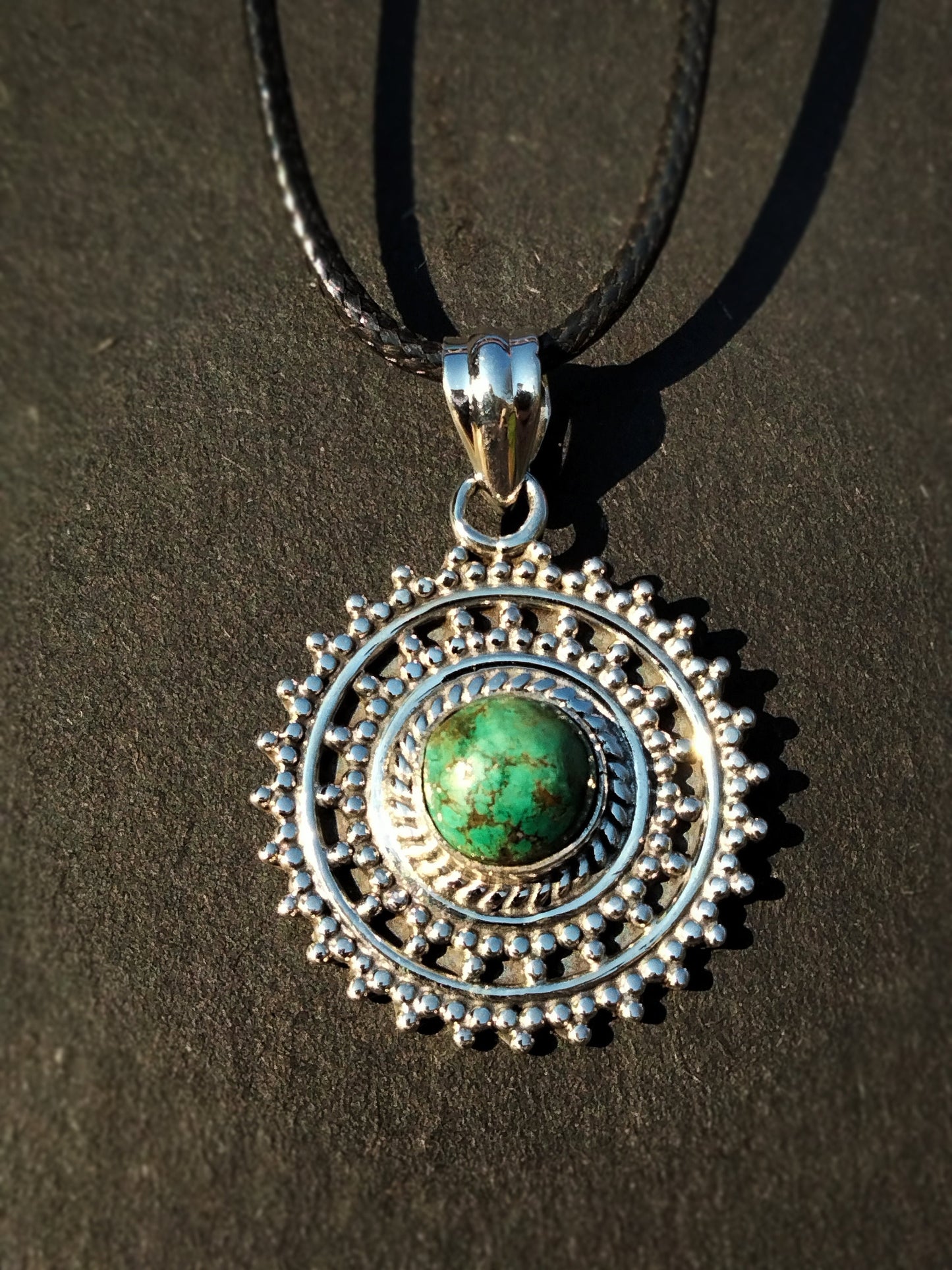 Collier "ATHENA" avec Pendentif Turquoise serti en Argent 925