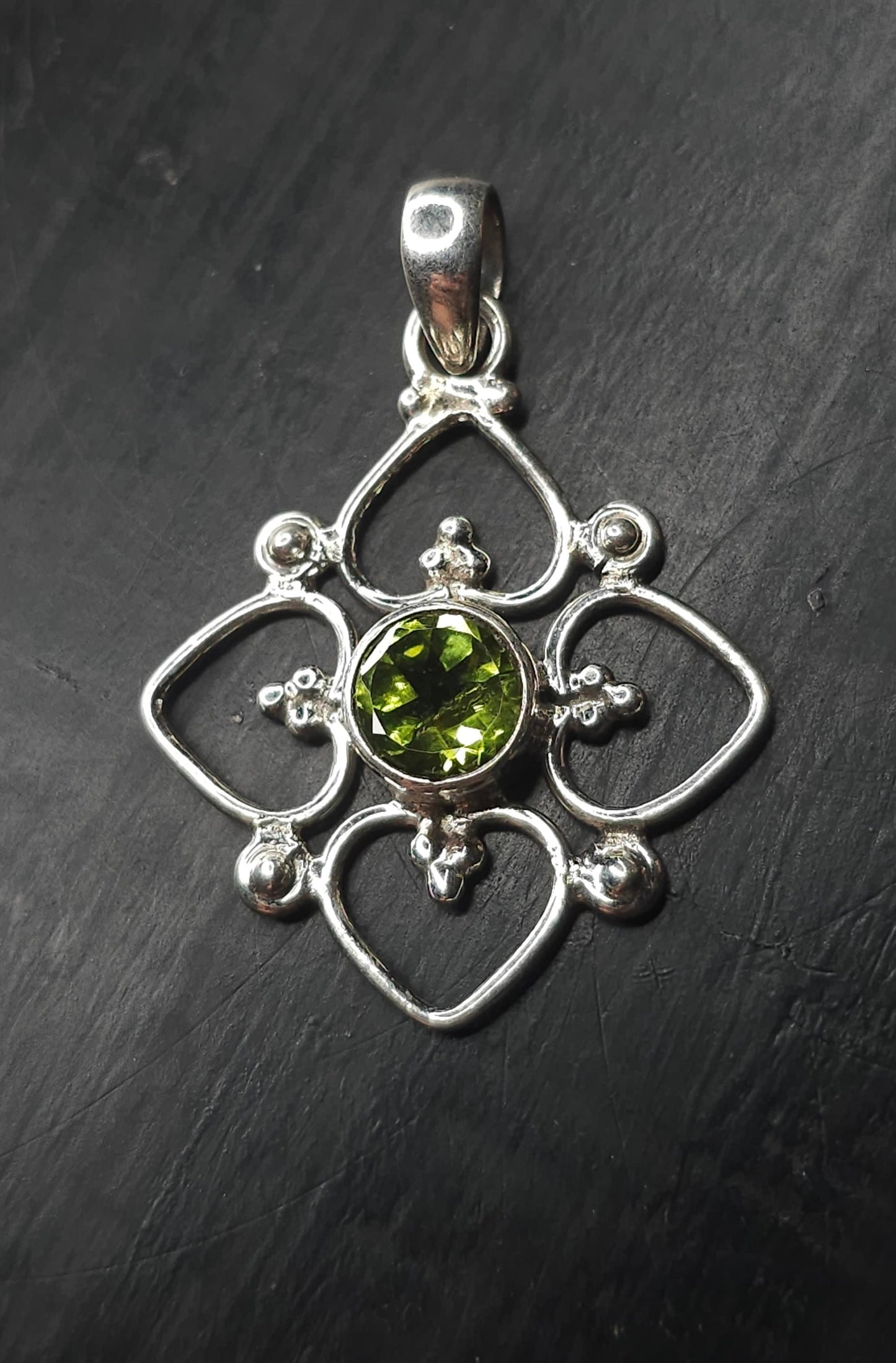 "VENUS" Necklace with Peridot Pendant set in 925 Silver