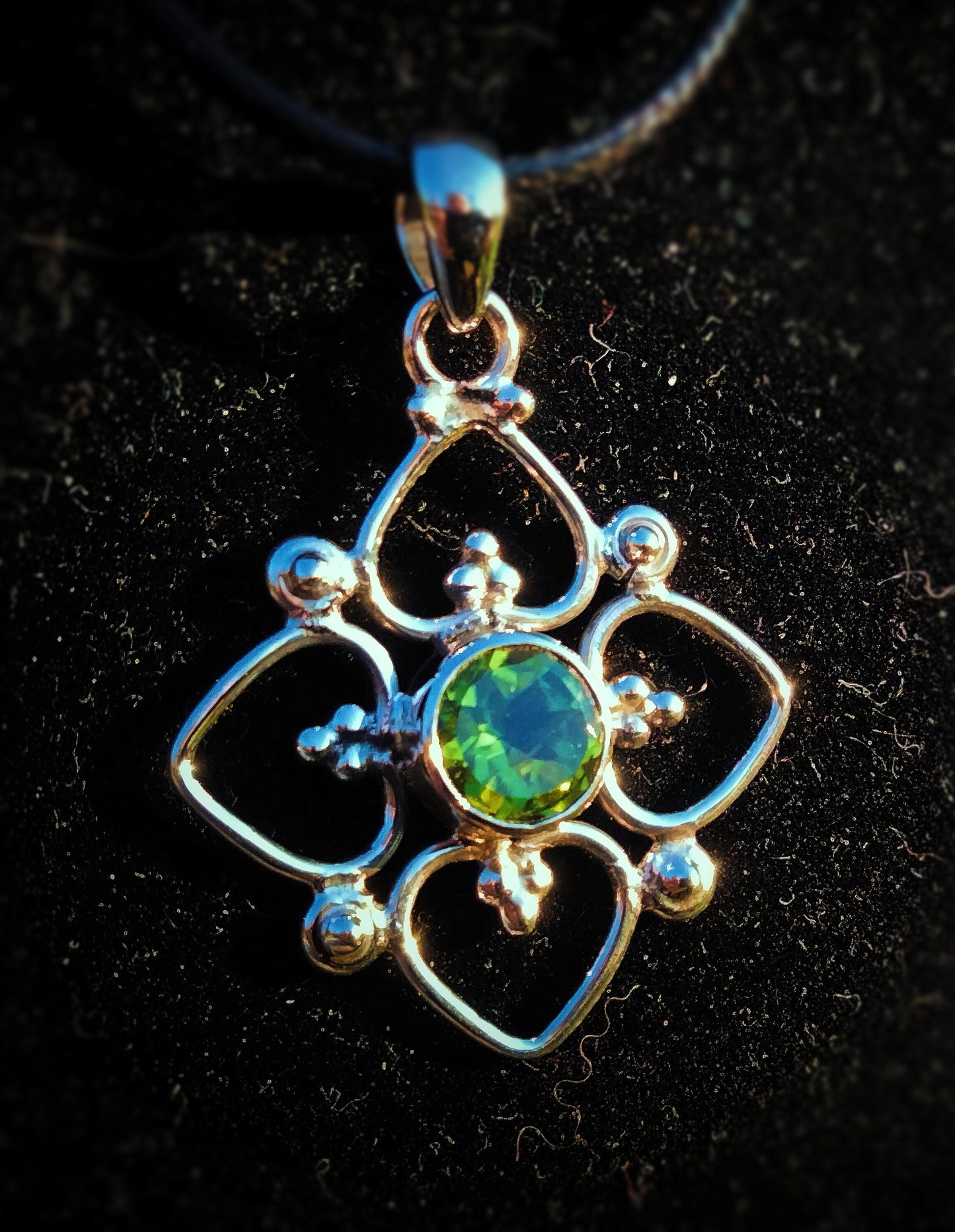 "VENUS" Necklace with Peridot Pendant set in 925 Silver