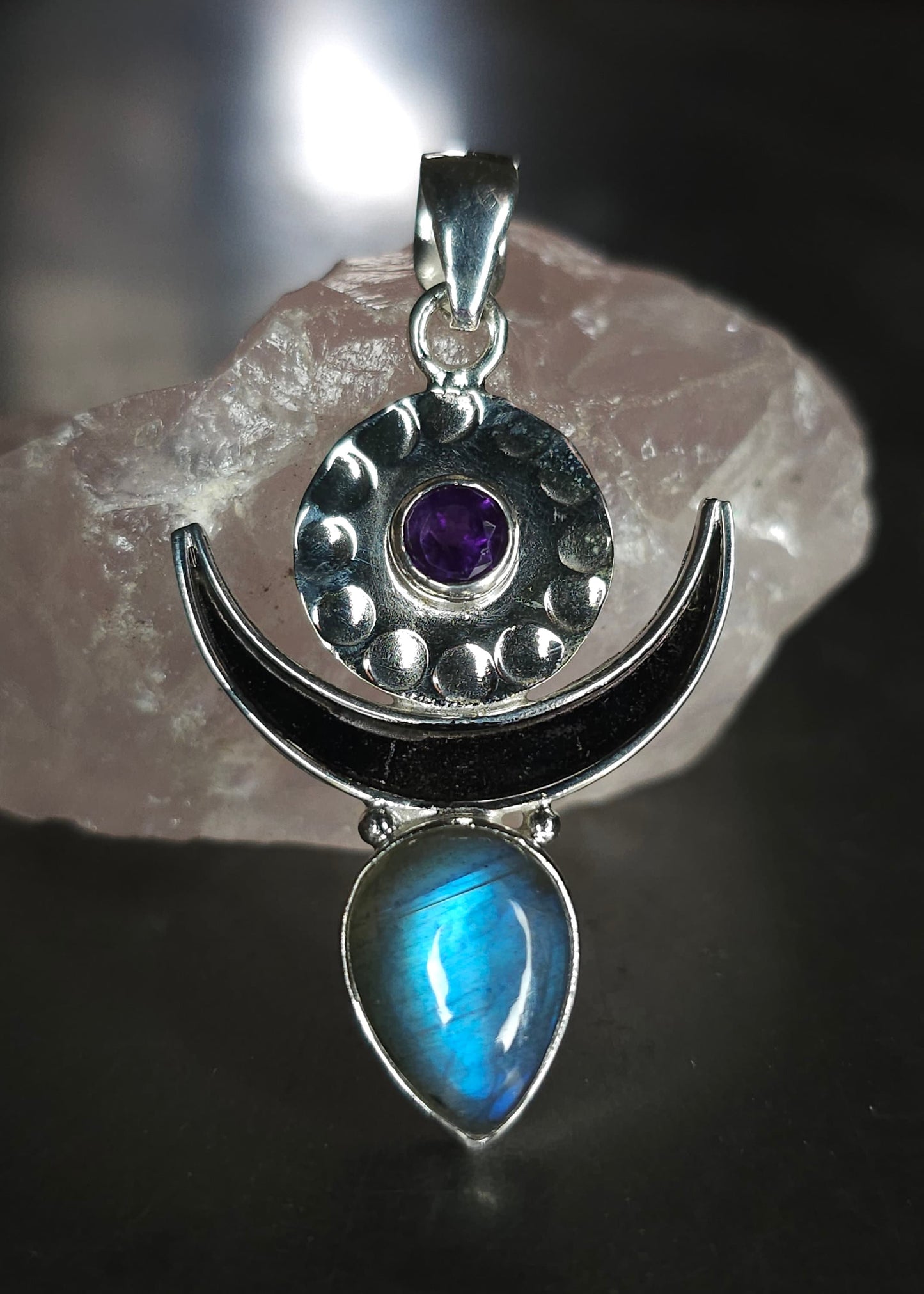 Necklace with “MOONGODDESS” Labradorite &amp; Amethyst Pendant set in 925 Silver