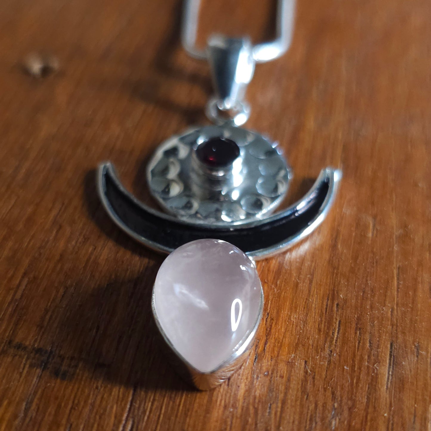 Necklace with "MOONGODDESS" Rose Quartz &amp; Garnet Pendant set in 925 Silver