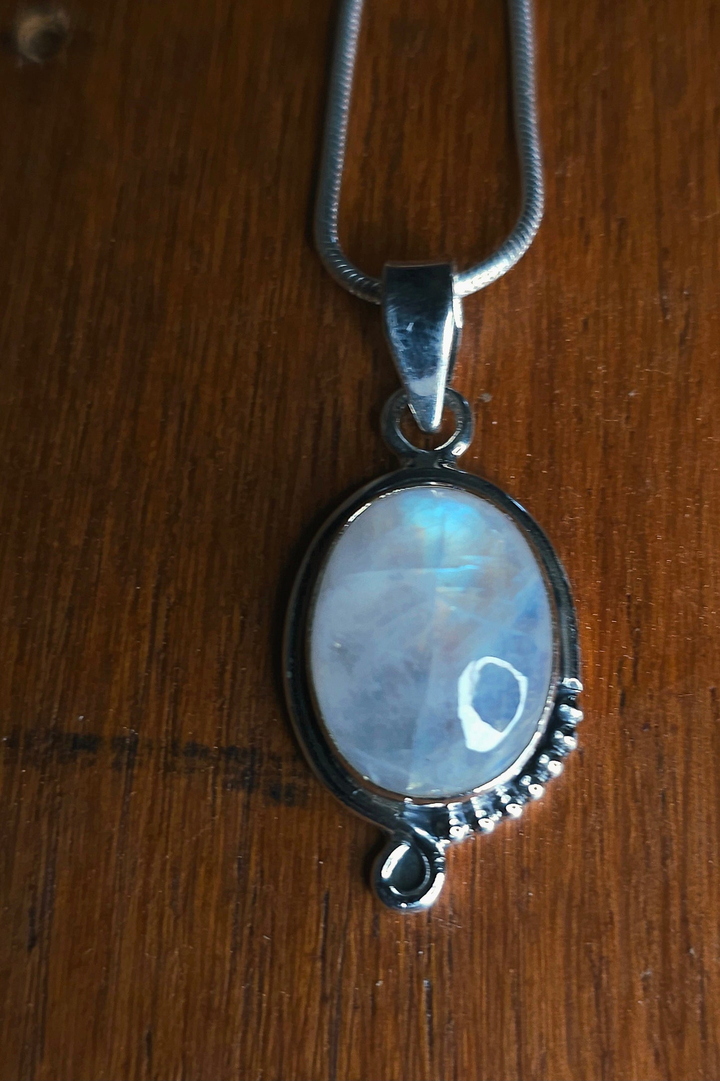 "LILITH" Necklace with Moonstone Pendant set in 925 Silver