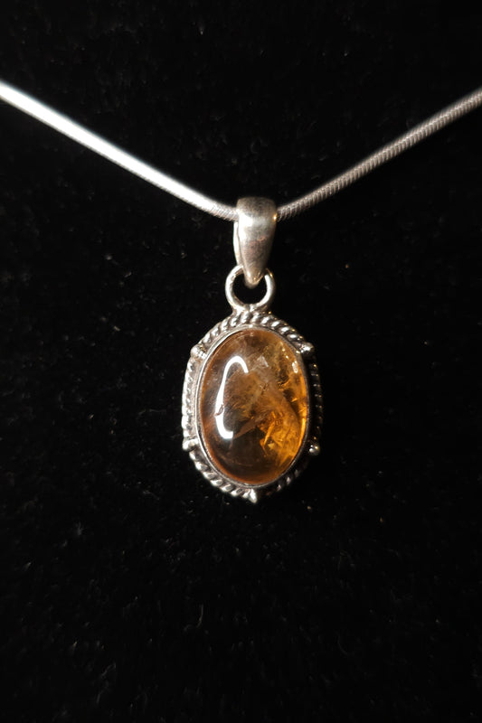 Collier "HERA" avec Pendentif Citrine serti en Argent 925