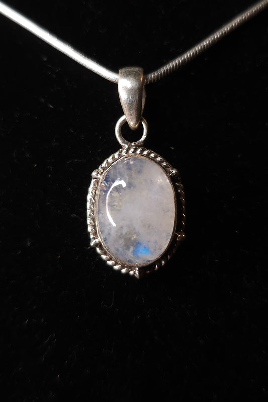 Collier "HERA" avec Pendentif Moonstone serti en Argent 925