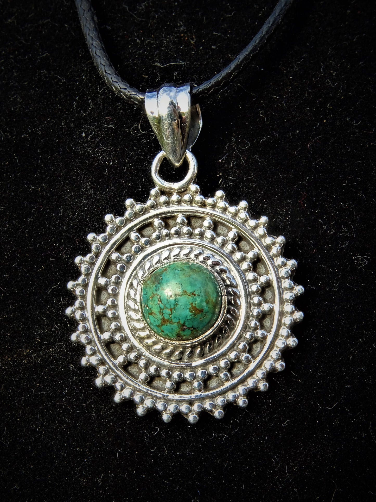 Collier "ATHENA" avec Pendentif Turquoise serti en Argent 925