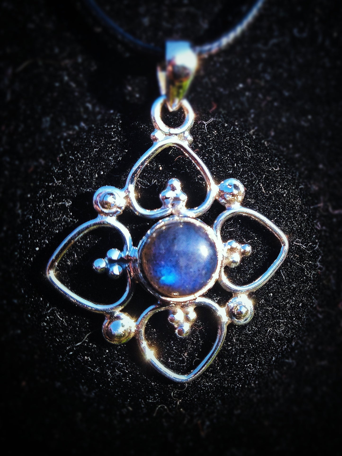 "ISIS" Necklace with Labradorite Pendant set in 925 Silver