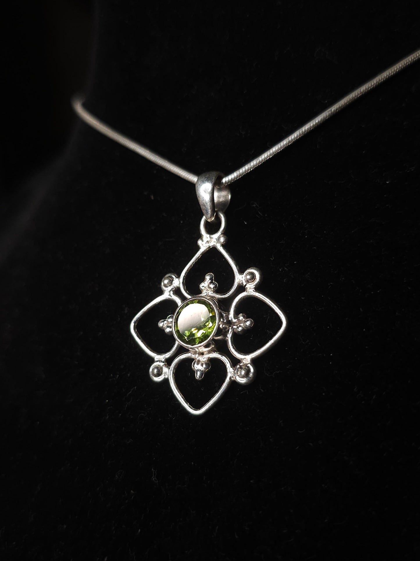 "VENUS" Necklace with Peridot Pendant set in 925 Silver